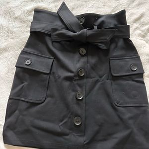 Black tight skirt
